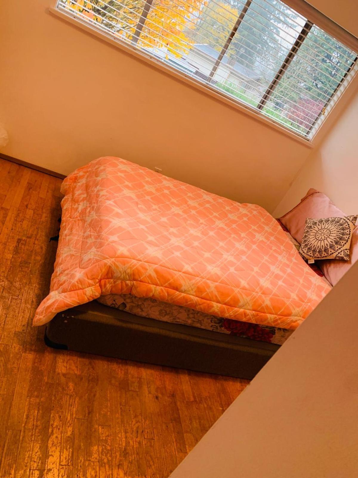 Cosy Romantic Stay In Surrey- Walking Distance From Guildford Town Centre Eksteriør billede